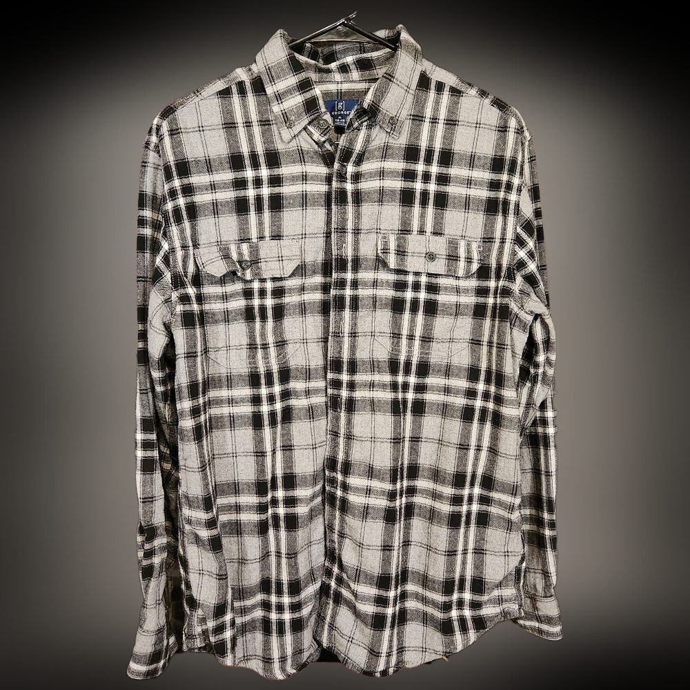 Button Down Flannel - Grey & Black Plaid - Men's Medium